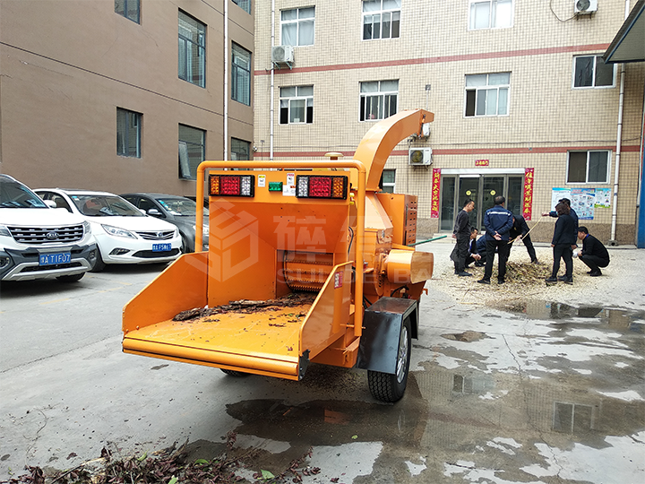 園林樹枝粉碎機(jī)